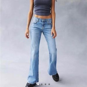 BDG Low Rise Flares UO